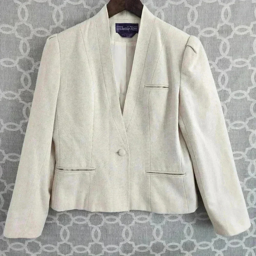 Vintage Dottie Wool Women's Blazer Size 7/8 Beige